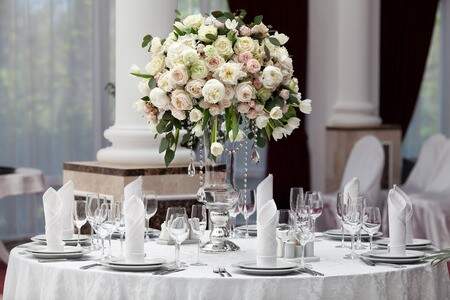 mariage banquet fleurs