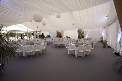 Tente réception 15 m décoration Mariage